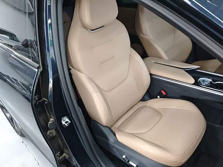 BAIC Arcfox Alpha T5 2025 2025款 520 PRO