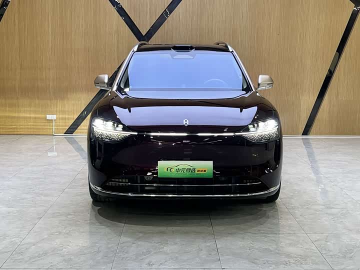 Aito M9 2025 2025款 增程 Ultra版 52kWh 6座版