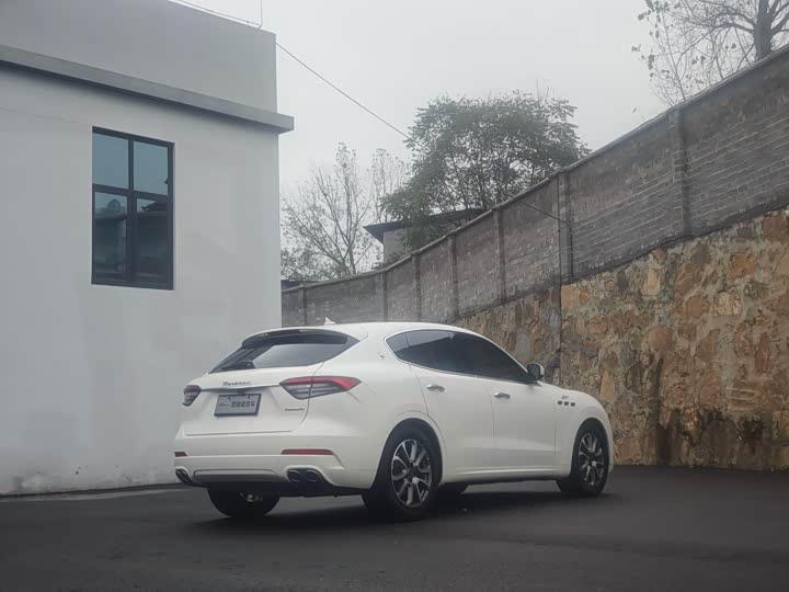 Maserati Levante 2022 2022款 2.0T GT锋芒版