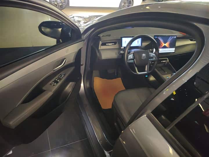 BYD Qin Plus 2025 2025款 EV 智驾版 420KM领先型