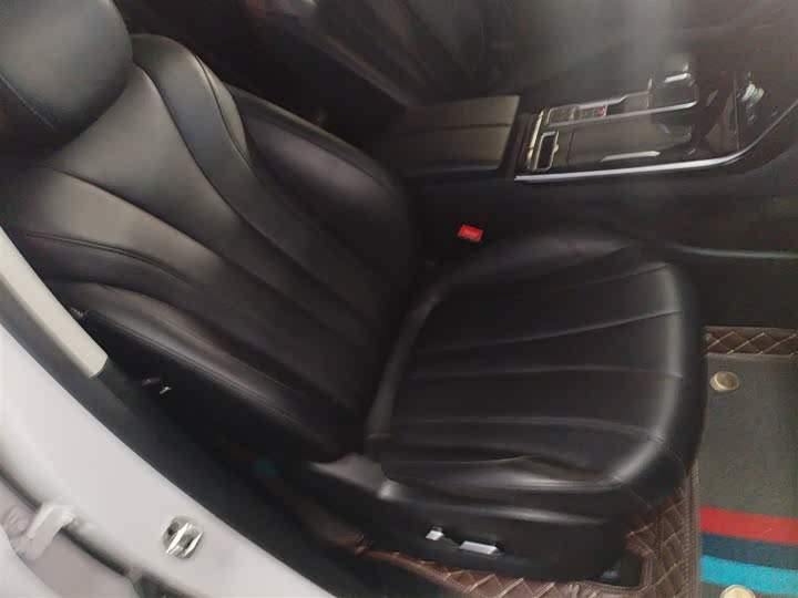 Roewe RX5 eMax 2020 2020款 500PHEV 4G互联豪华版