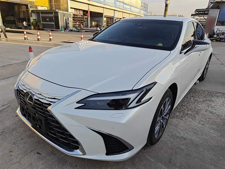 Lexus ES 2025 2025款 200 臻享版