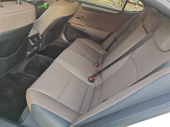 Lexus ES 2025 2025款 200 臻享版