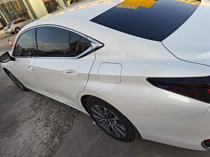 Lexus ES 2025 2025款 200 臻享版