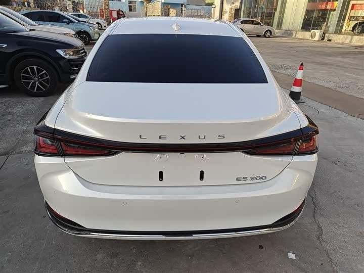 Lexus ES 2025 2025款 200 臻享版