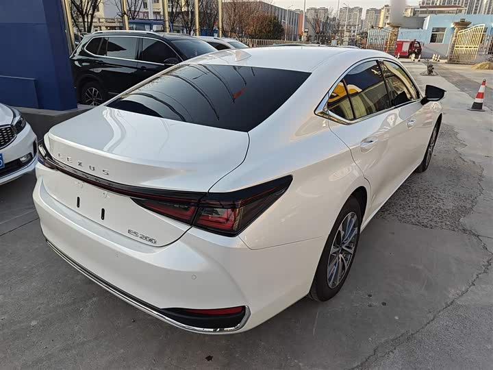 Lexus ES 2025 2025款 200 臻享版