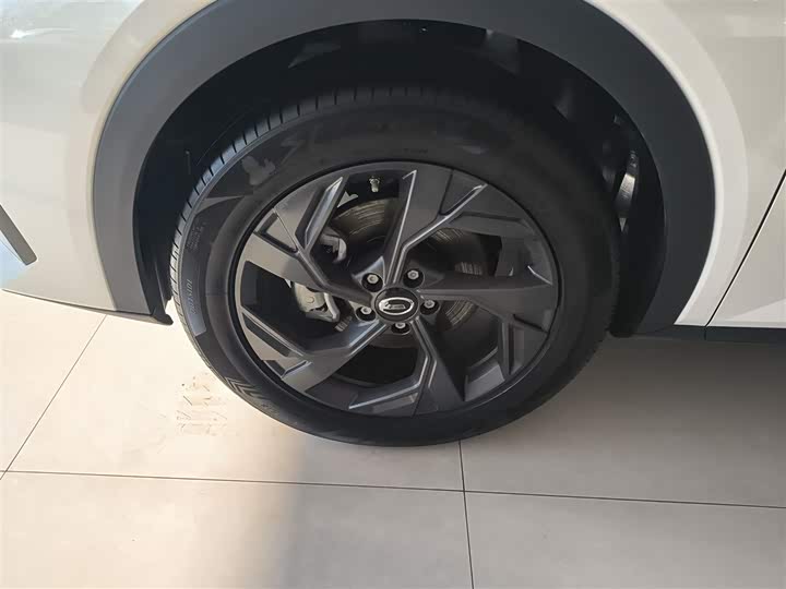 GAC Trumpchi GS3 2023 2023款 影速 270T 劲享版