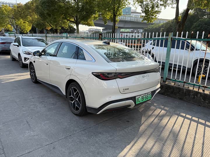 2025 BYD Seal 06 Hybrid/EV