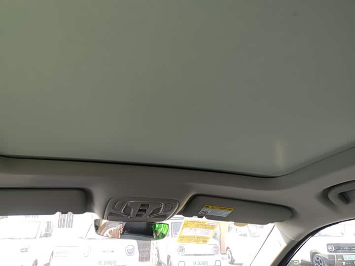 Roewe RX5 2025 2025款 PLUS 330TGI 自动领潮智惠版