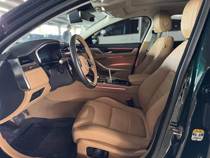 Jaguar XF L 2024 2024款 2.0T P250 两驱尊享豪华版