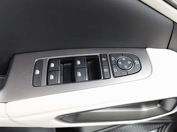 BYD Yuan Up 2025 2025款 智驾版 401KM 活力版