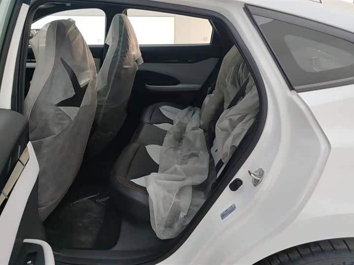 Changan UNI-V Hybrid 2024 2024款 蓝鲸智电iDD 136km 智尊型