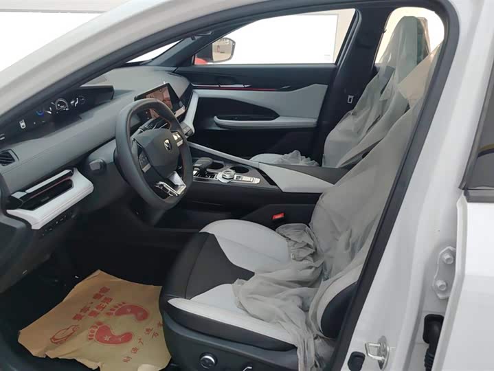 Changan UNI-V Hybrid 2024 2024款 蓝鲸智电iDD 136km 智尊型