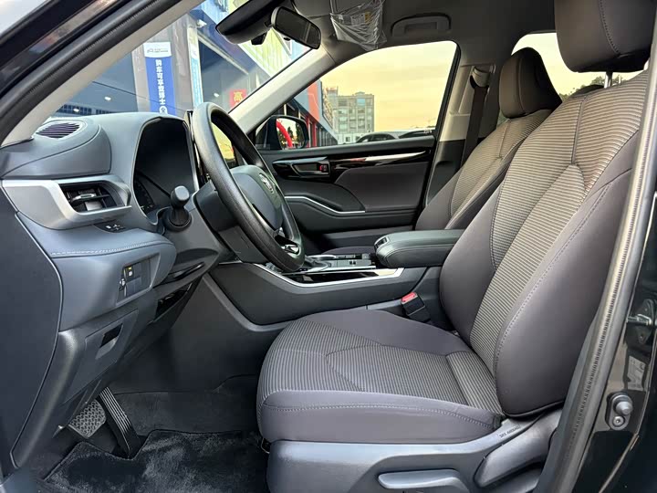 Toyota Highlander 2024 2024款 2.5L智能电混双擎两驱精英版 7座