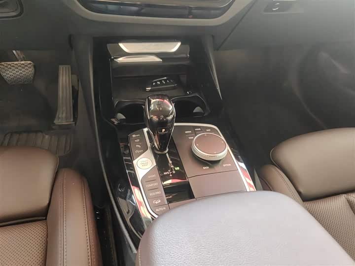 BMW X3 2023 2023款 改款 xDrive30i 领先型 M曜夜套装