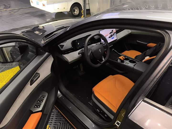 Changan UNI-V 2025 2025款 第三代 2.0T 劲擎型