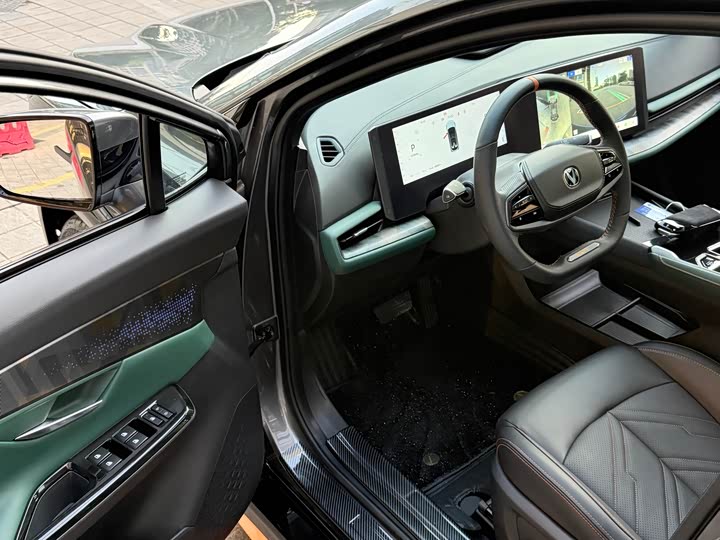 Changan UNI-T 2023 2023款 第二代 1.5T 运动版 旗舰型