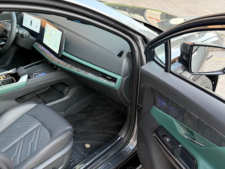 Changan UNI-T 2023 2023款 第二代 1.5T 运动版 旗舰型