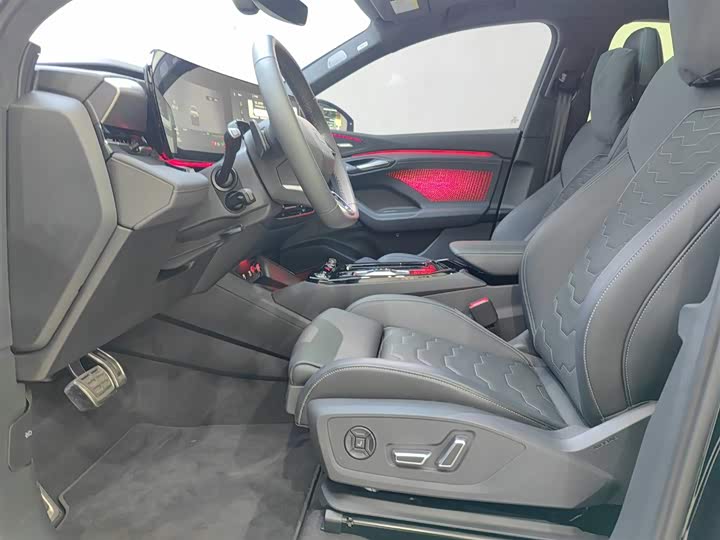 Audi Q6L e-tron Sportback 2026 2026款 首发领航版