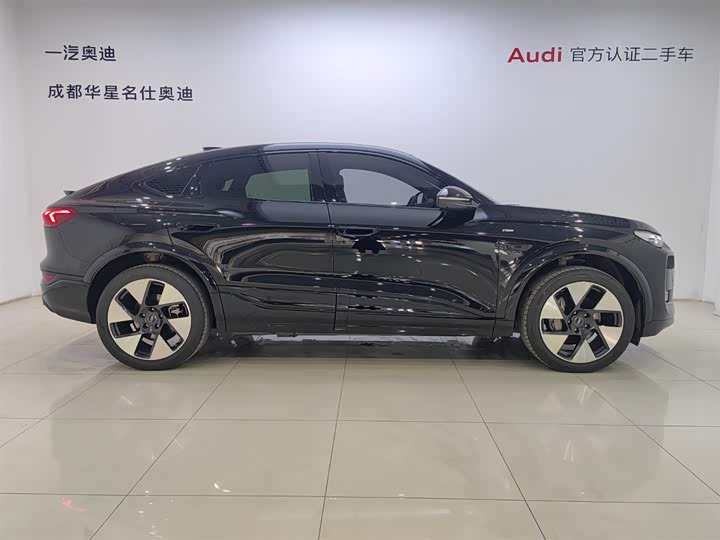 Audi Q6L e-tron Sportback 2026 2026款 首发领航版