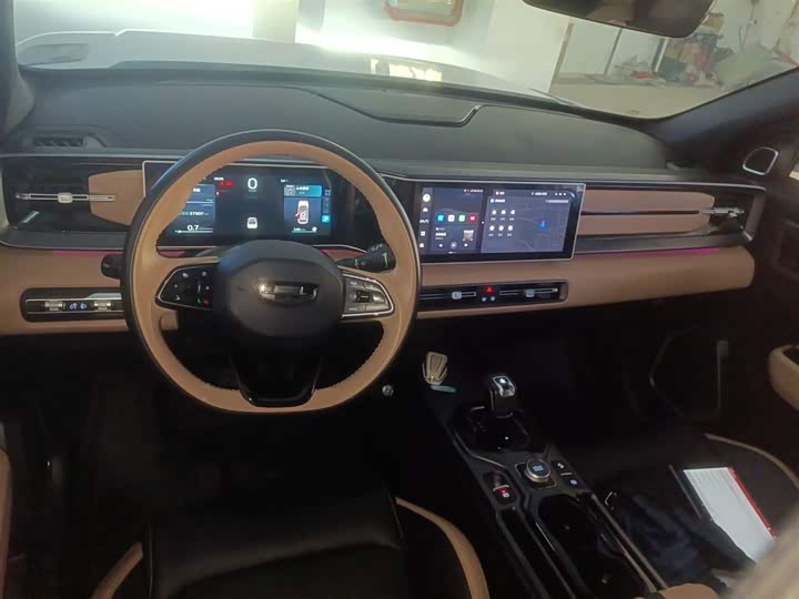 Geely Icon 2023 2023款 1.5TD 主角