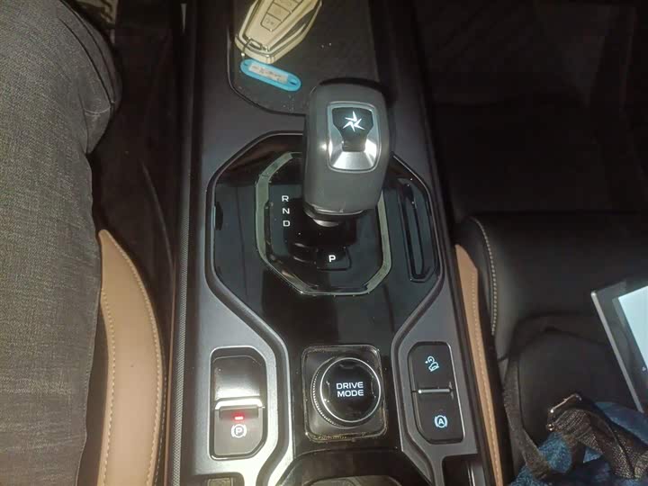 Geely Icon 2023 2023款 1.5TD 主角