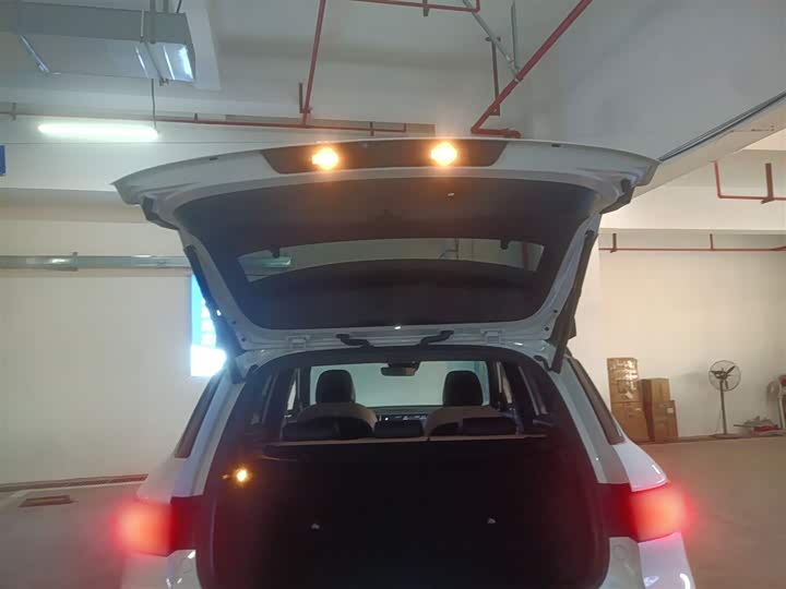 Geely Icon 2023 2023款 1.5TD 主角