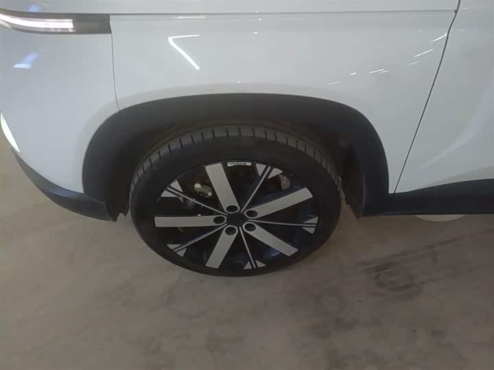 Geely Icon 2023 2023款 1.5TD 主角