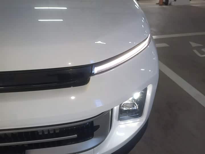 Geely Icon 2023 2023款 1.5TD 主角