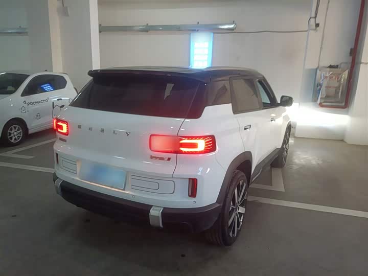 Geely Icon 2023 2023款 1.5TD 主角