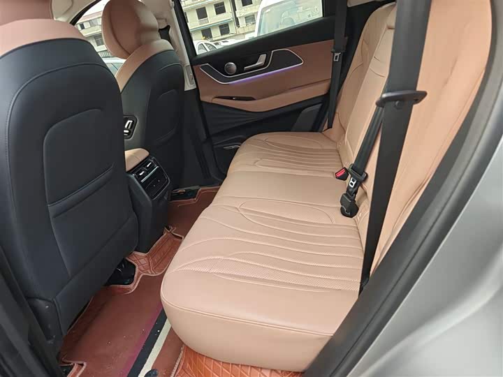 Chery Tiggo 8L 2024 2024款 2.0T 两驱尊贵版 5座