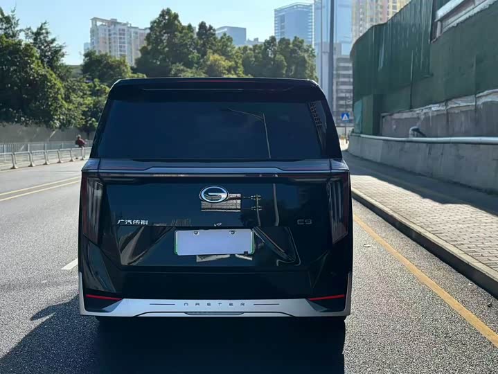 GAC Trumpchi E9 2025 2025款 E9 超级快充 尊享