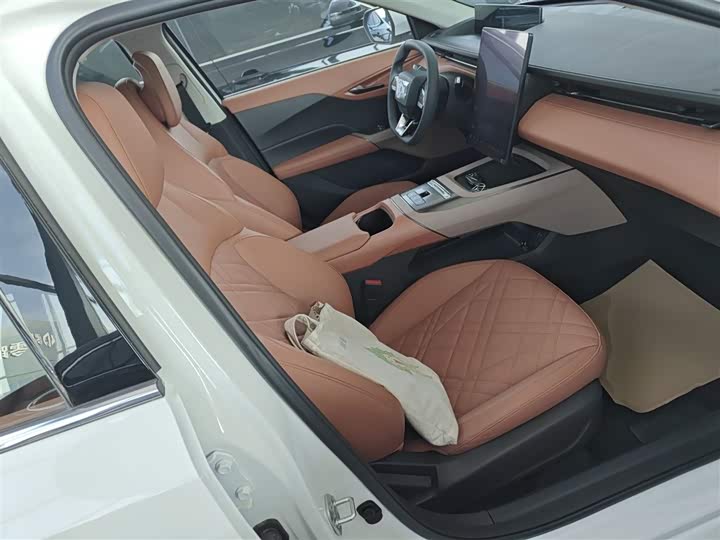 Changan Qiyuan (Nevo) A05 2025 2025款 真香版 145 卓越型