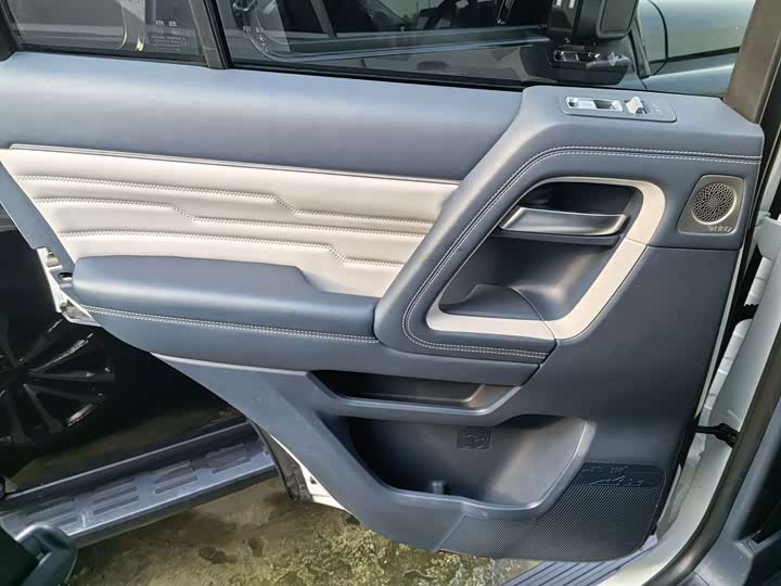 BAIC Beijing BJ60 2022 2022款 2.0T 十一版 五座