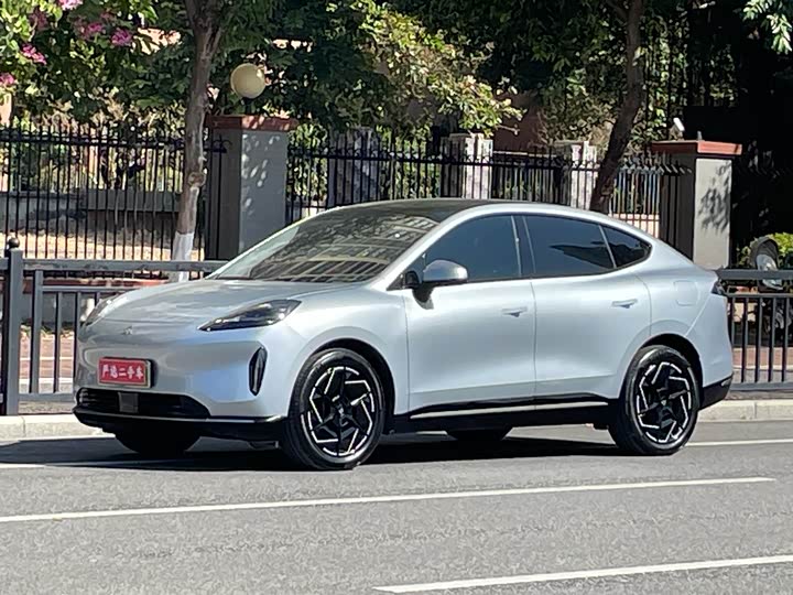 GAC Hyptec HT 2023 2023款 670 后驱特高压版