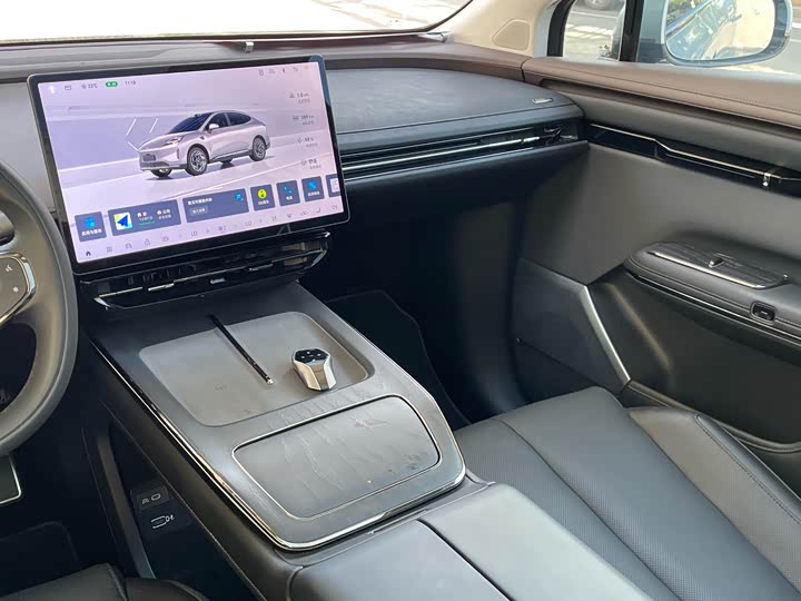 GAC Hyptec HT 2023 2023款 670 后驱特高压版