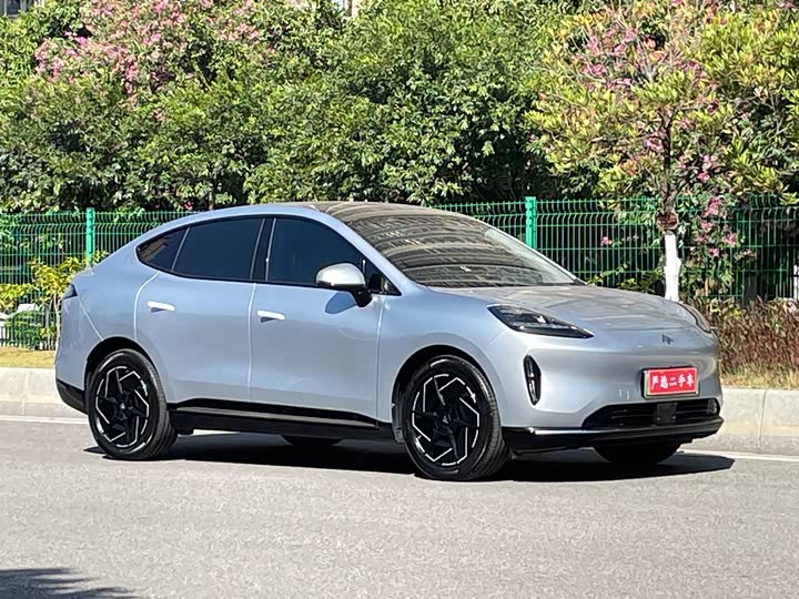 GAC Hyptec HT 2023 2023款 670 后驱特高压版