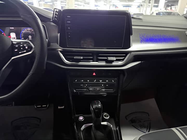 Volkswagen T-Roc 2023 2023款 300TSI DSG两驱辰光版