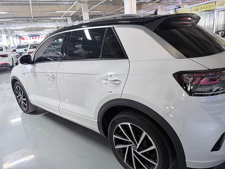 Volkswagen T-Roc 2023 2023款 300TSI DSG两驱辰光版