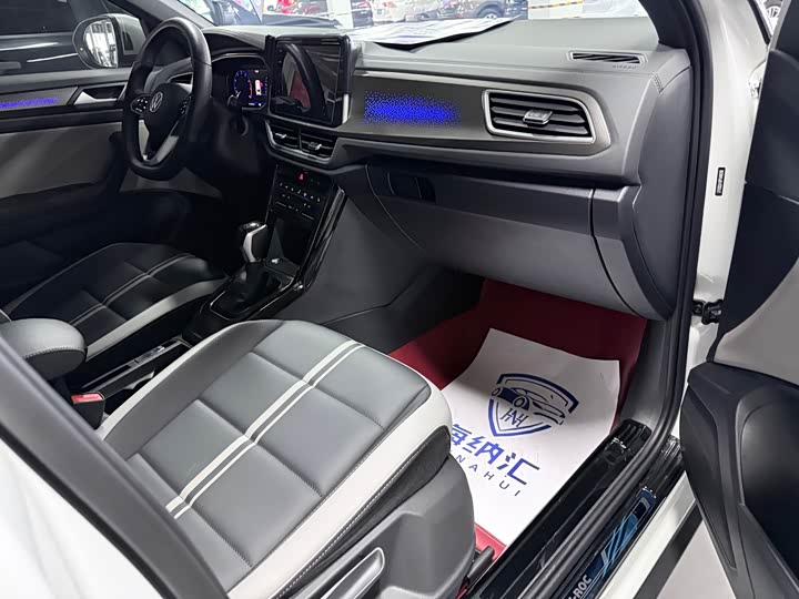 Volkswagen T-Roc 2023 2023款 300TSI DSG两驱辰光版