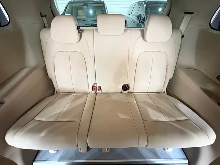 Buick GL8 Hybrid 2025 2025款 陆尚 尊享版 7座