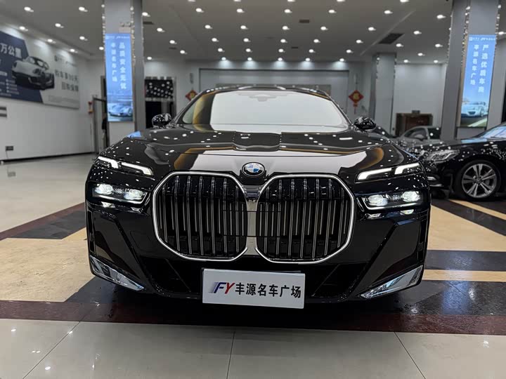 BMW 7 Series 2023 2023款 735Li M运动套装