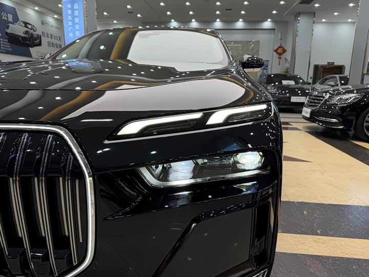 BMW 7 Series 2023 2023款 735Li M运动套装