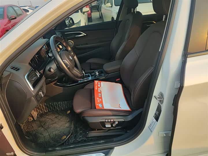 BMW 1 Series 2023 2023款 120i M运动曜夜版