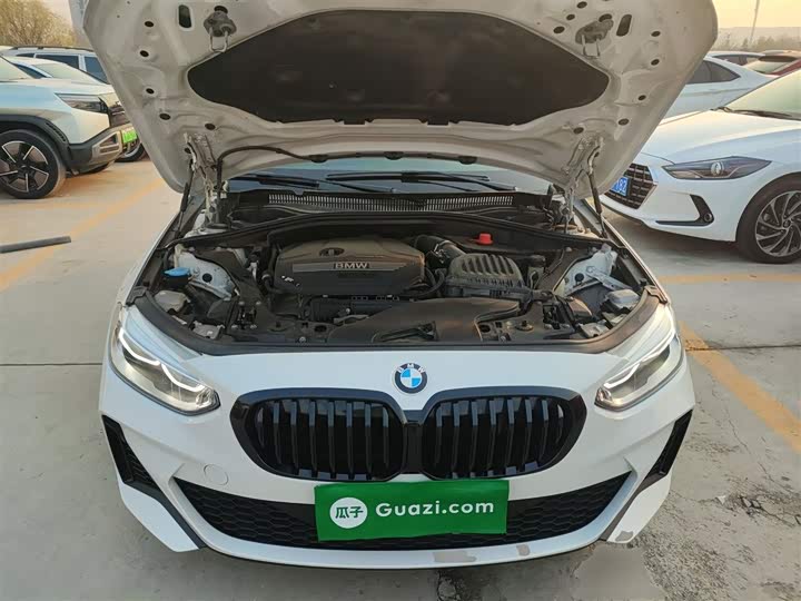 BMW 1 Series 2023 2023款 120i M运动曜夜版