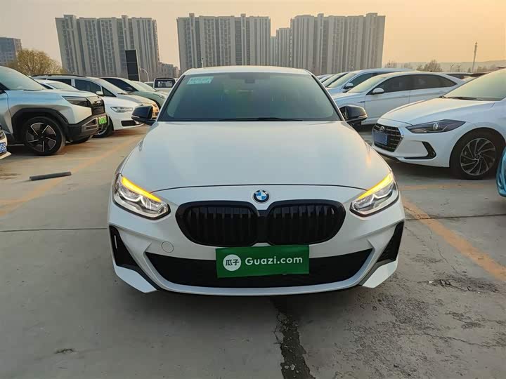 BMW 1 Series 2023 2023款 120i M运动曜夜版