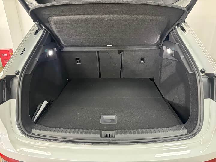 Audi Q4 e-tron 2024 2024款 50 e-tron quattro 创境曜夜版