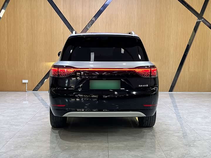 Aito M9 2025 2025款 纯电 Max版 100kWh 6座版