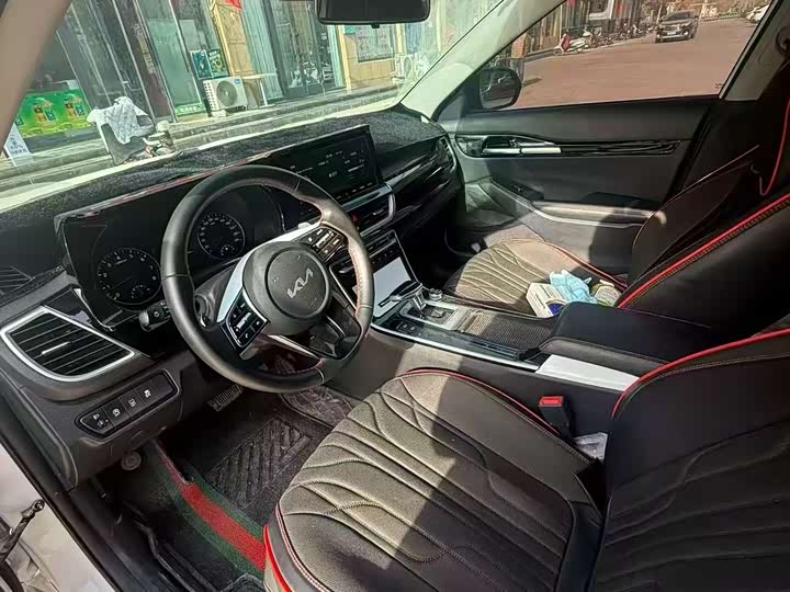 Kia KX1 2021 2021款 1.4L CVT趣享天窗款