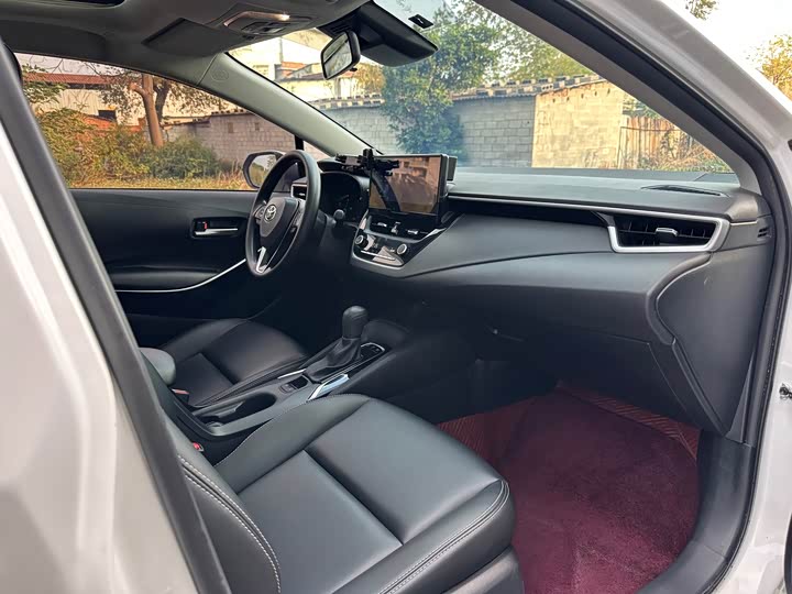 Toyota Corolla 2024 2024款 1.8L 智能电混双擎 精英版